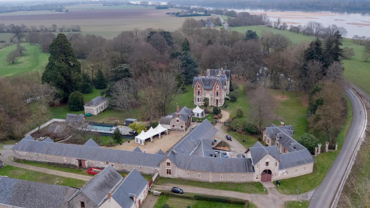 Chateau De Belle Poule Les Ponts-de-Cé Exterior foto