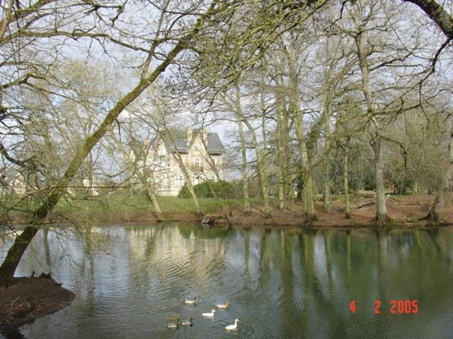 Chateau De Belle Poule Les Ponts-de-Cé Exterior foto